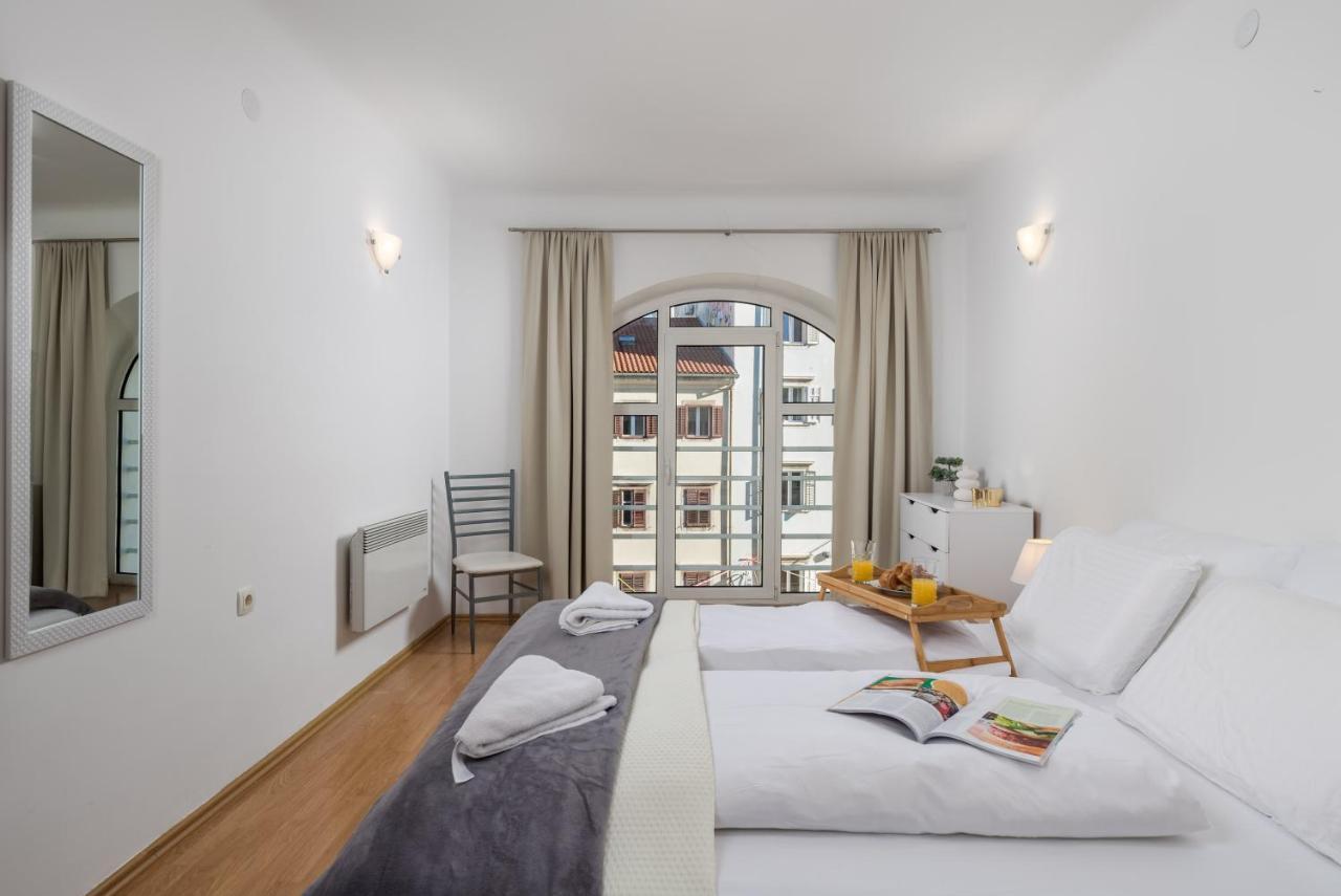 Main View Apartment Рийека Екстериор снимка